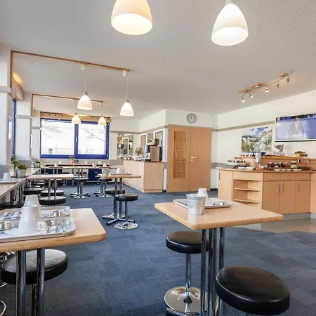 T3 Budget Berlin Hotel *