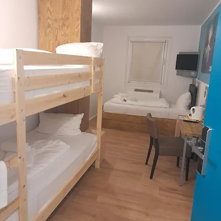 Hotel T3 Budget Berlin *